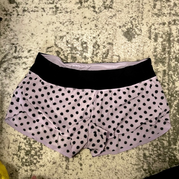 Lululemon lined speed shorts sz 8 - Picture 1 of 5
